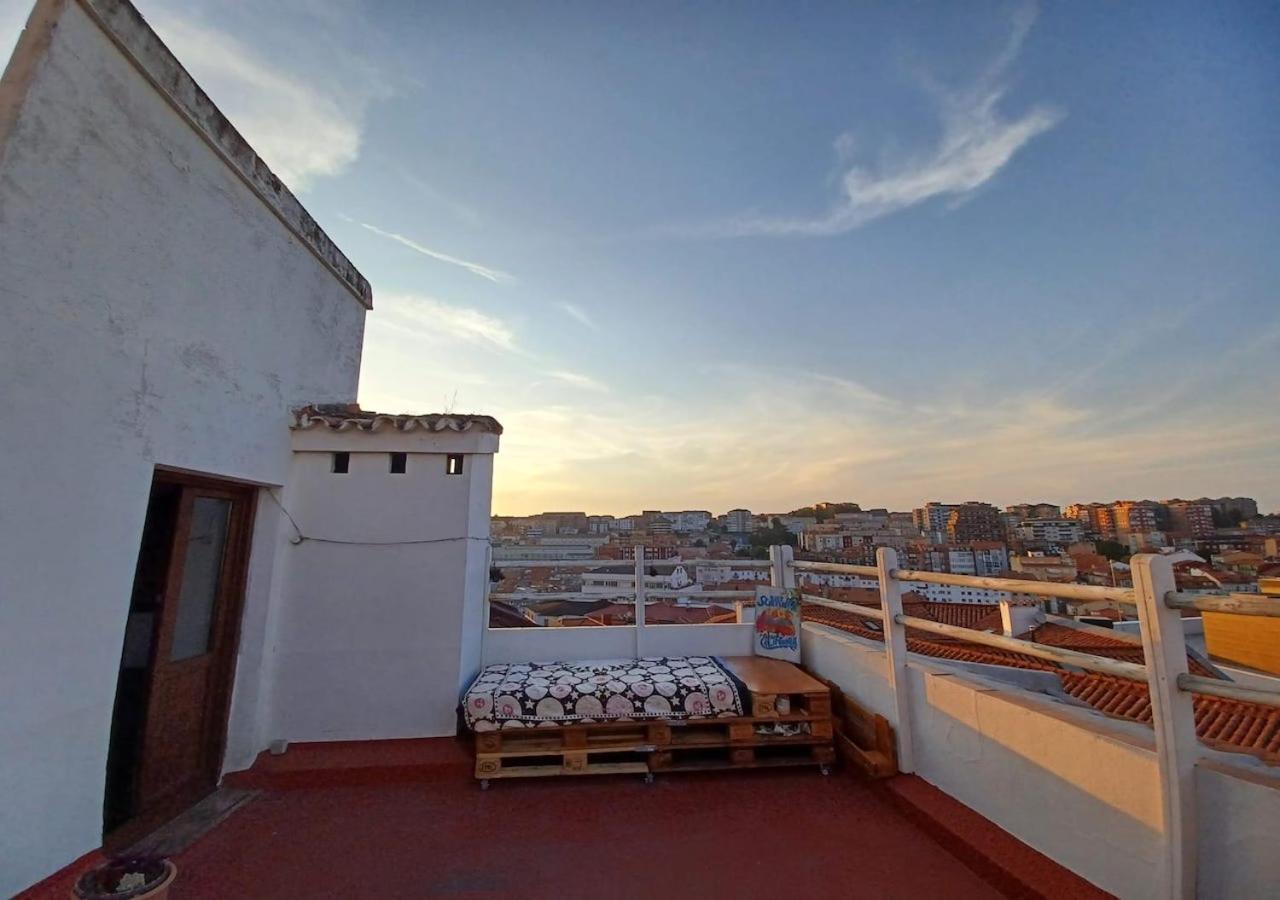 Habitaciones En El Atico De Tona Mirando A La Bahia De Сантандер Экстерьер фото